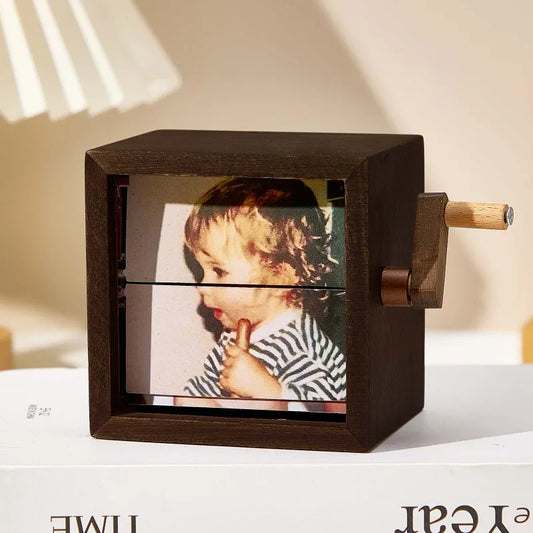 RisenMoments™  – The Hand-Cranked Love Capsule